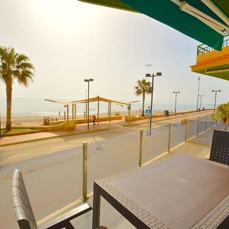 Fuengirola, Primera Linea De Playa Extérieur photo