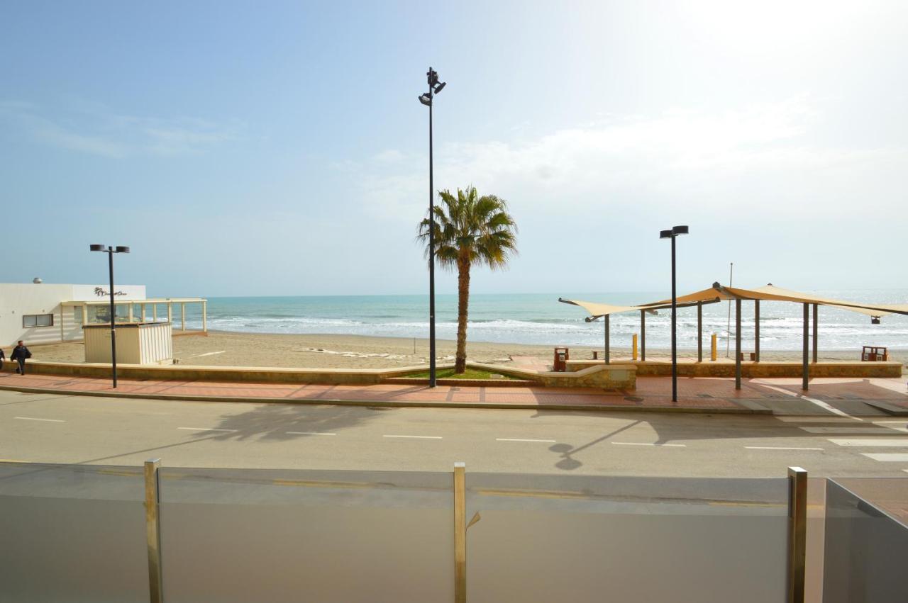 Fuengirola, Primera Linea De Playa Extérieur photo