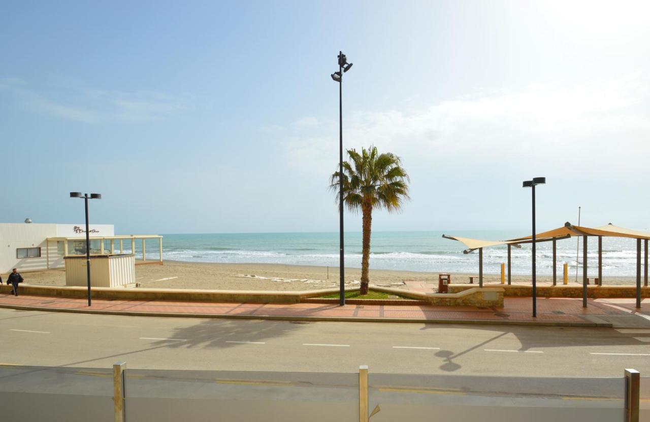 Fuengirola, Primera Linea De Playa Extérieur photo